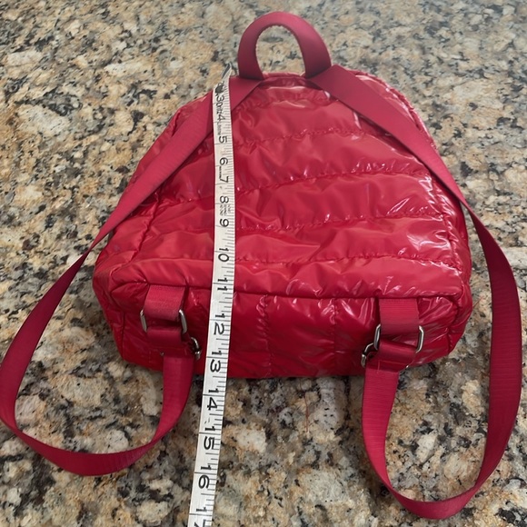 Coca Cola backpack red cute zipper pockets - Picture 3 of 5